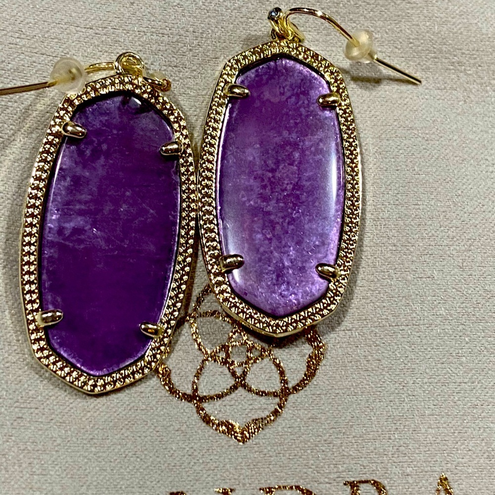 Elle Earrings